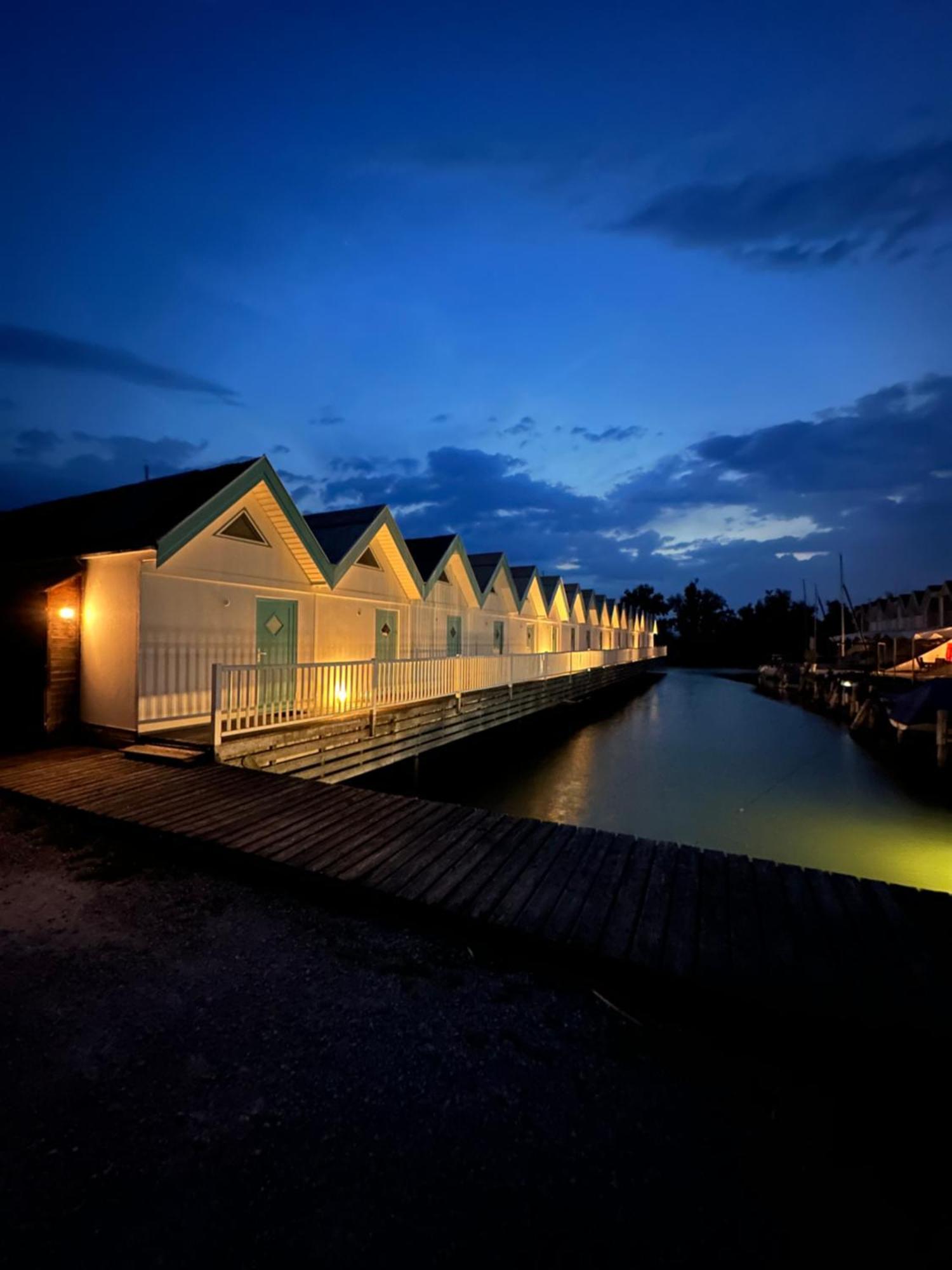 Haus Am See 滨湖新锡德尔 外观 照片